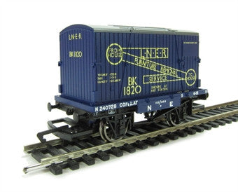 R6573 LNER Container & Conflat Bk1820