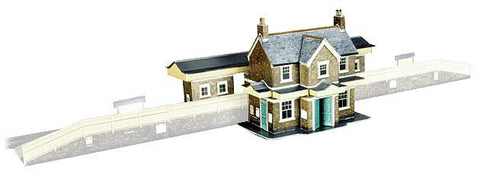 SQA2  Country Station Building OO scale